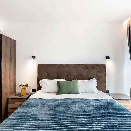 Vision - Exclusive Herastrau Apt With Parking * בוקרשט