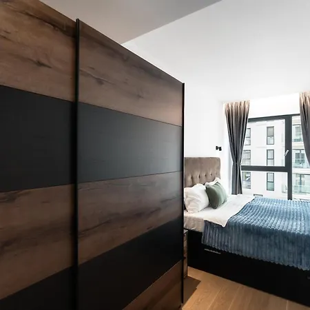 Vision - Exclusive Herastrau Apt With Parking דירה