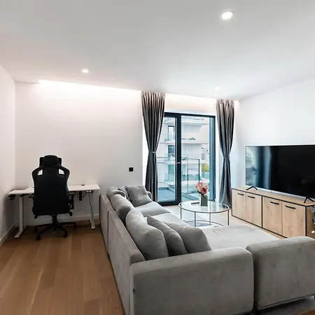 Vision - Exclusive Herastrau Apt With Parking Bucarest