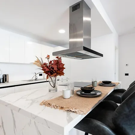 Vision - Exclusive Herastrau Apt With Parking * Bucarest